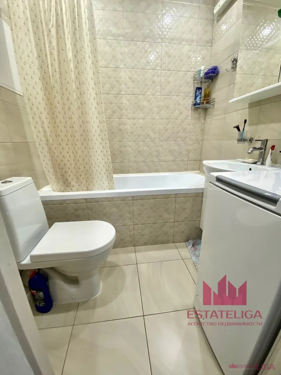 Продается 1-комнатная квартира, площадью 24.00 кв.м. Московская область, Ленинский район, поселок городского типа Лопатино, улица Сухановская, дом 14