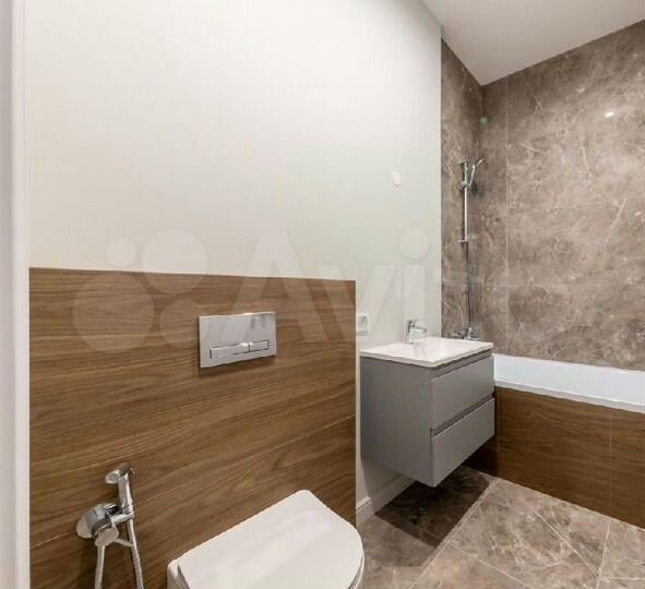 Продается 1-комнатная квартира, площадью 60.50 кв.м. Москва, улица Сосинская