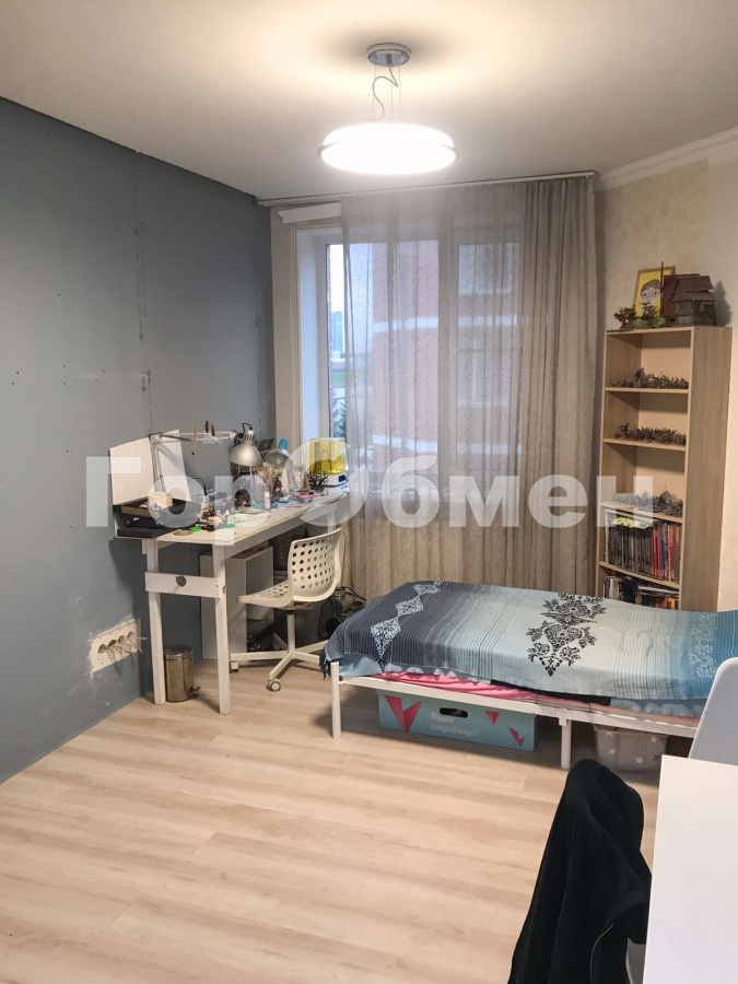 Продается 1-комнатная квартира, площадью 28.30 кв.м. Московская область, Одинцовский район, село Немчиновка, проезд Рублевский, дом 20А