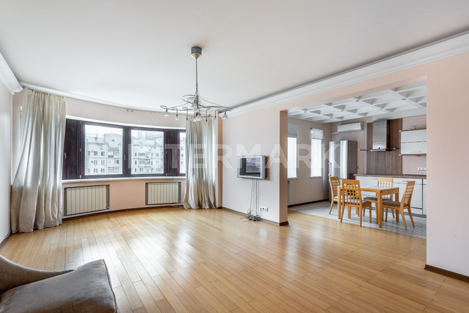Продается 3-комнатная квартира, площадью 120.90 кв.м. Москва, переулок Протопоповский, дом 17стр2