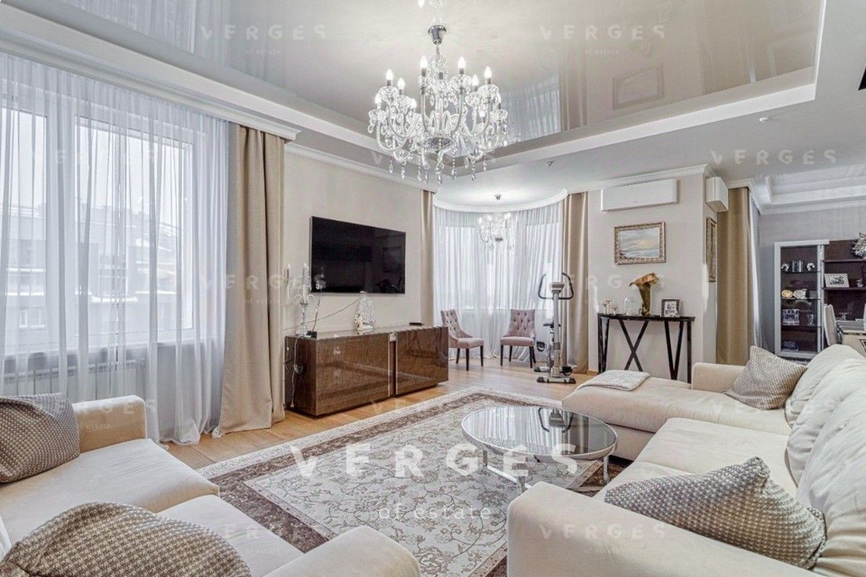 Продается 4-комнатная квартира, площадью 170.00 кв.м. Москва, Вернадского проспект, дом 94к4