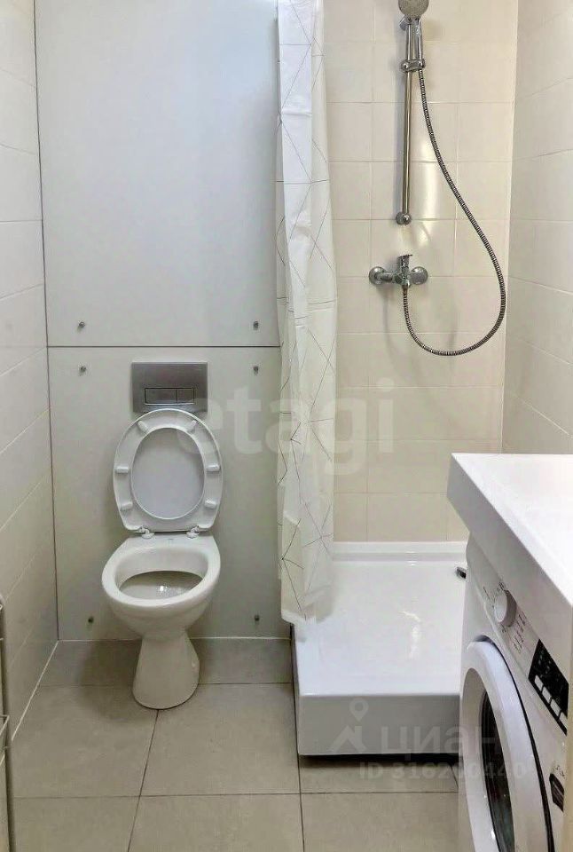 Продается 1-комнатная квартира, площадью 23.50 кв.м. Московская область, Красногорск городской округ, поселок Ильинское-Усово, улица Заповедная, дом 10