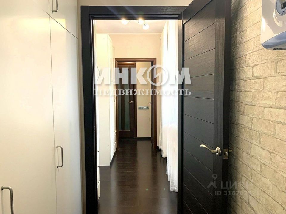 Продается 4-комнатная квартира, площадью 85.00 кв.м. Москва, улица Улофа Пальме, дом 3