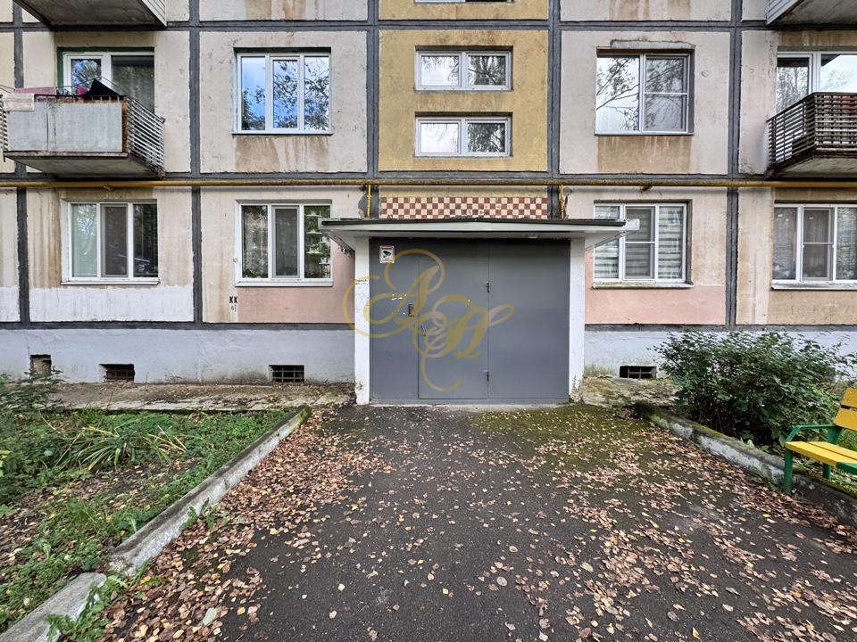 Продается 1-комнатная квартира, площадью 27.60 кв.м. Московская область, Клин городской округ, поселок Нарынка, улица Королева, дом 8