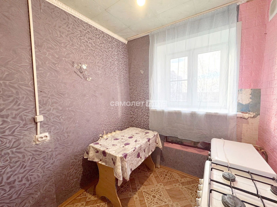 Продается 1-комнатная квартира, площадью 28.60 кв.м. Московская область, Орехово-Зуево городской округ, город Куровское, улица Коммунистическая, дом 34