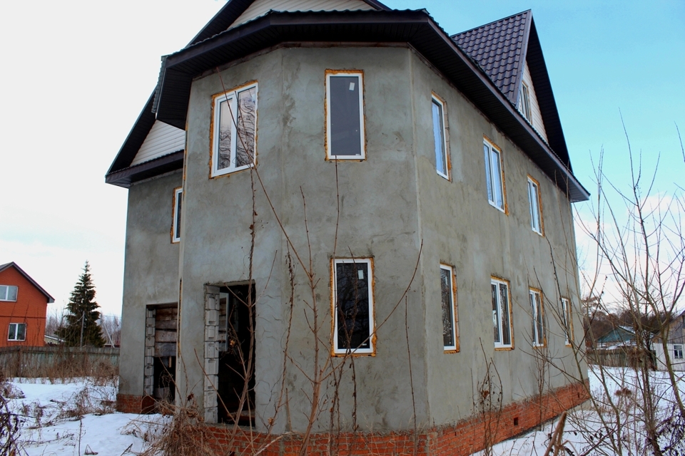 Продается дом, площадью 300.00 кв.м. Московская область, Егорьевский городской округ, село Раменки
