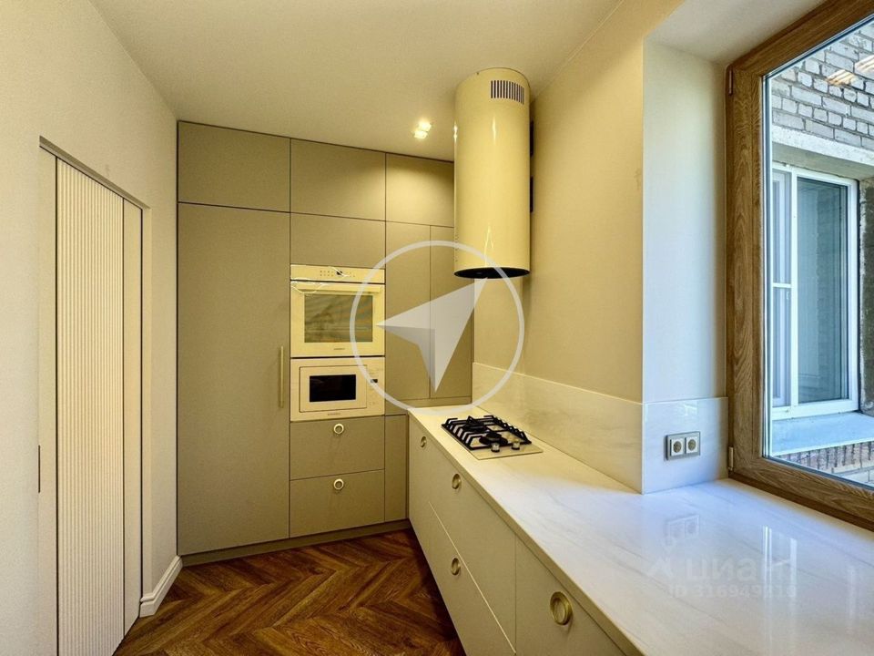 Продается 2-комнатная квартира, площадью 44.00 кв.м. Москва, Комсомольский проспект, дом 30