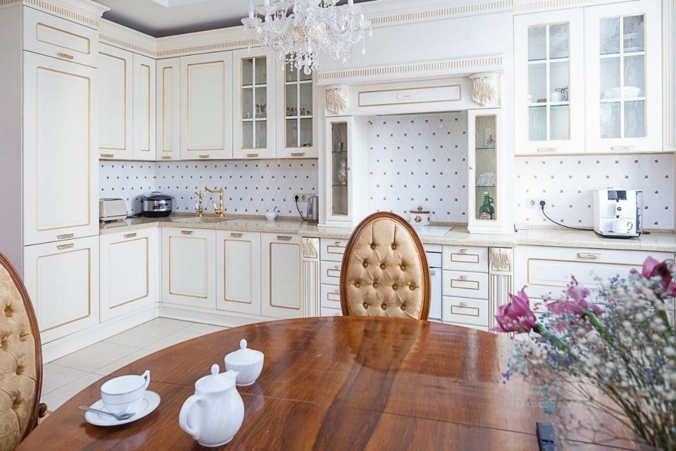 Продается 2-комнатная квартира, площадью 107.70 кв.м. Москва, улица Пудовкина, дом 7