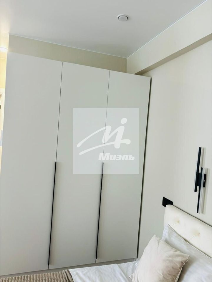 Продается 1-комнатная квартира, площадью 30.00 кв.м. Москва, Кутузовский проспект, дом 9к1