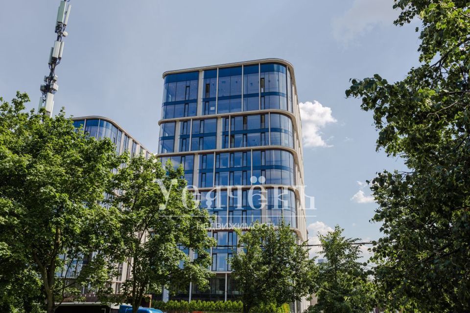 Продается 7-комнатная квартира, площадью 420.00 кв.м. Москва, улица Братьев Фонченко