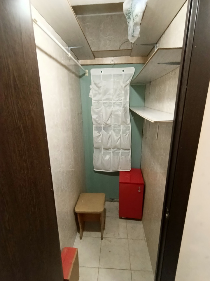 Продается 4-комнатная квартира, площадью 20.00 кв.м. Москва, улица Поречная