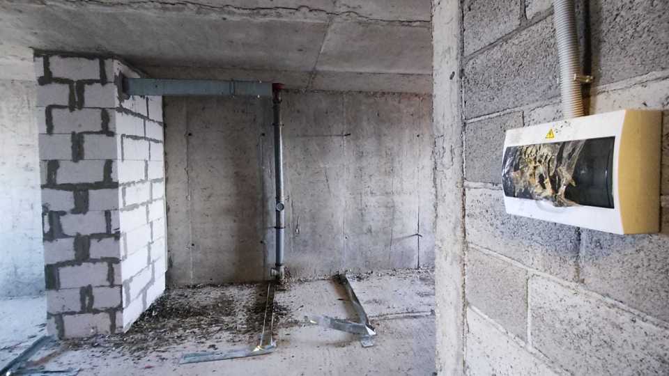 Продается 2-комнатная квартира, площадью 69.70 кв.м. Московская область, Солнечногорский район, поселок городского типа Андреевка, улица Клубная, дом 38а