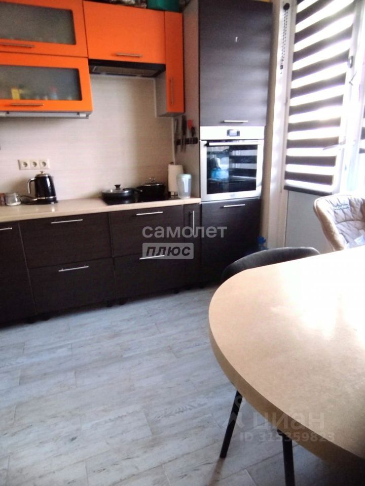 Продается 1-комнатная квартира, площадью 36.00 кв.м. Московская область, Солнечногорский район, поселок городского типа Голубое, Парковый бульвар, дом 5