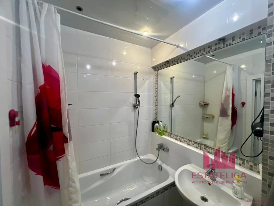 Продается 2-комнатная квартира, площадью 45.60 кв.м. Москва, улица Татьянин Парк, дом 16к2