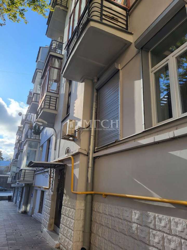 Продается 2-комнатная квартира, площадью 52.00 кв.м. Москва, улица Садовая-Самотечная, дом 11