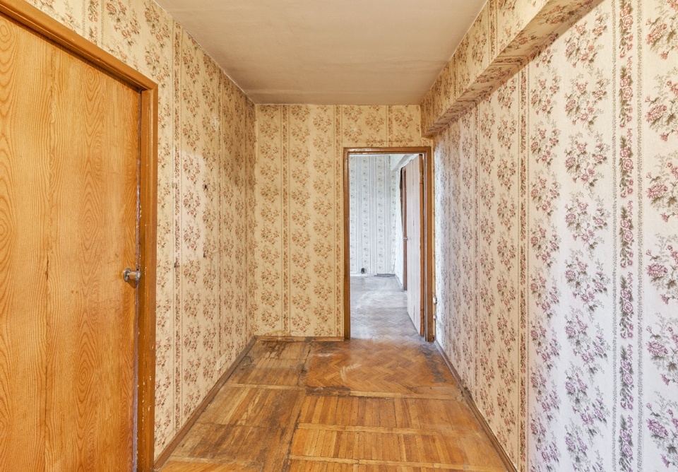 Продается 3-комнатная квартира, площадью 56.00 кв.м. Москва, улица Перовская, дом 58