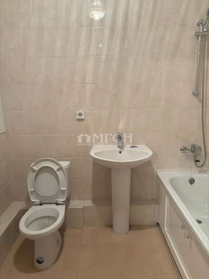 Продается 1-комнатная квартира, площадью 38.50 кв.м. Москва, проезд Мукомольный, дом 2