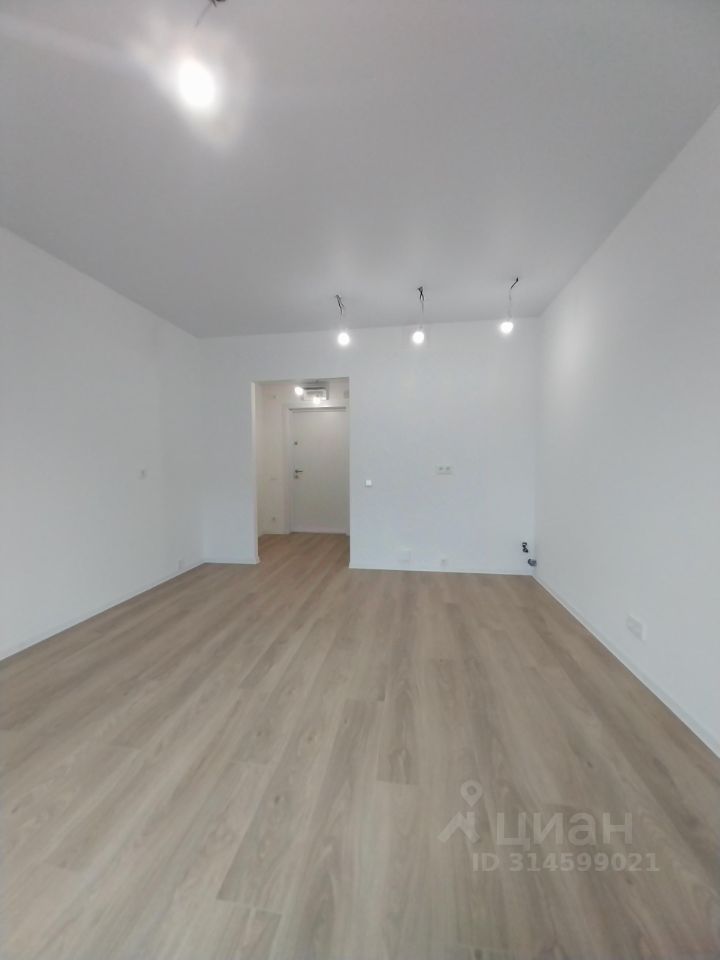 Продается 1-комнатная квартира, площадью 22.00 кв.м. Московская область, Красногорск городской округ, поселок Ильинское-Усово, улица Заповедная, дом 21