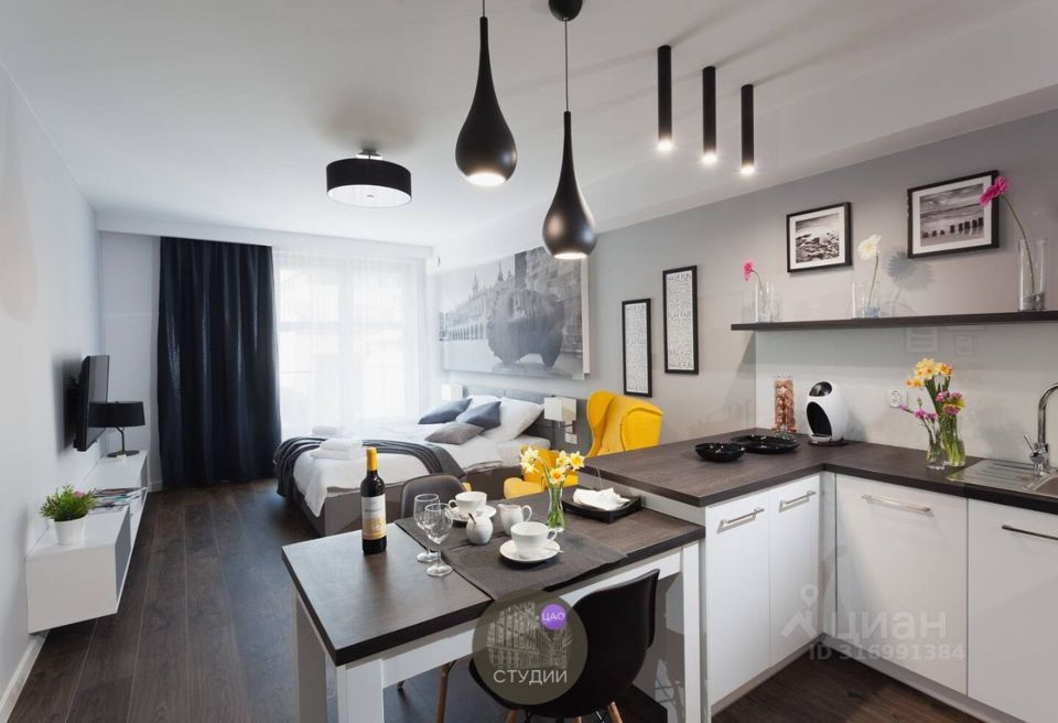 Продается 1-комнатная квартира, площадью 22.10 кв.м. Москва, улица Большая Садовая, дом 3с1