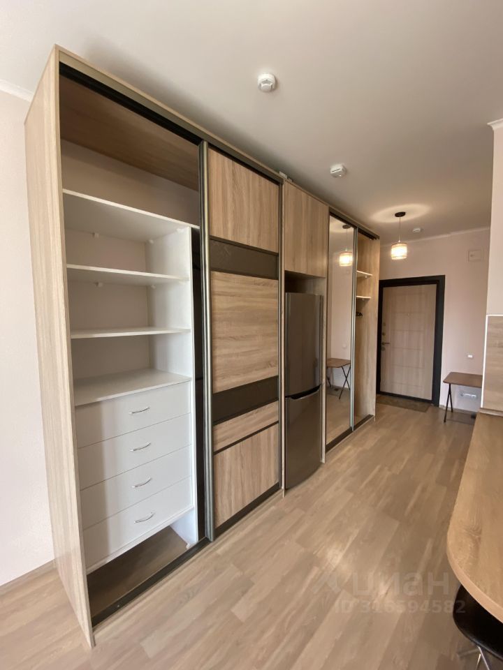 Продается 1-комнатная квартира, площадью 23.10 кв.м. Московская область, Красногорск городской округ, поселок городского типа Путилково, улица Сходненская, дом 17