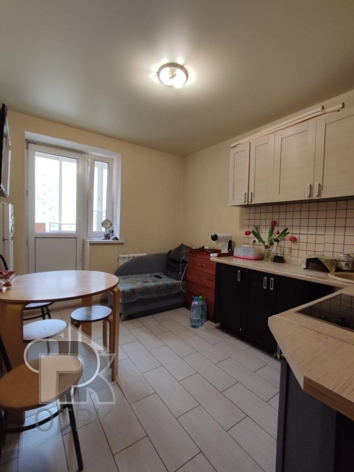 Продается 1-комнатная квартира, площадью 38.00 кв.м. Московская область, Ленинский район, деревня Сапроново, микрорайон Купелинка, квартал Северный, дом 20