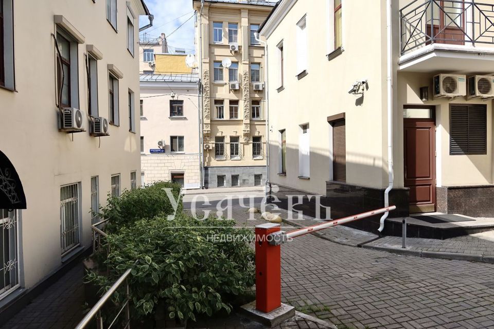 Продается 4-комнатная квартира, площадью 170.00 кв.м. Москва, переулок Печатников, дом 12