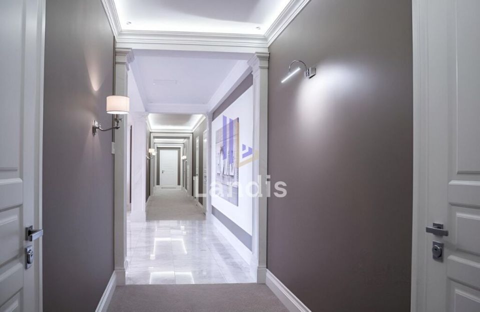 Продается 1-комнатная квартира, площадью 53.00 кв.м. Москва, улица 2-я Брестская, дом 6