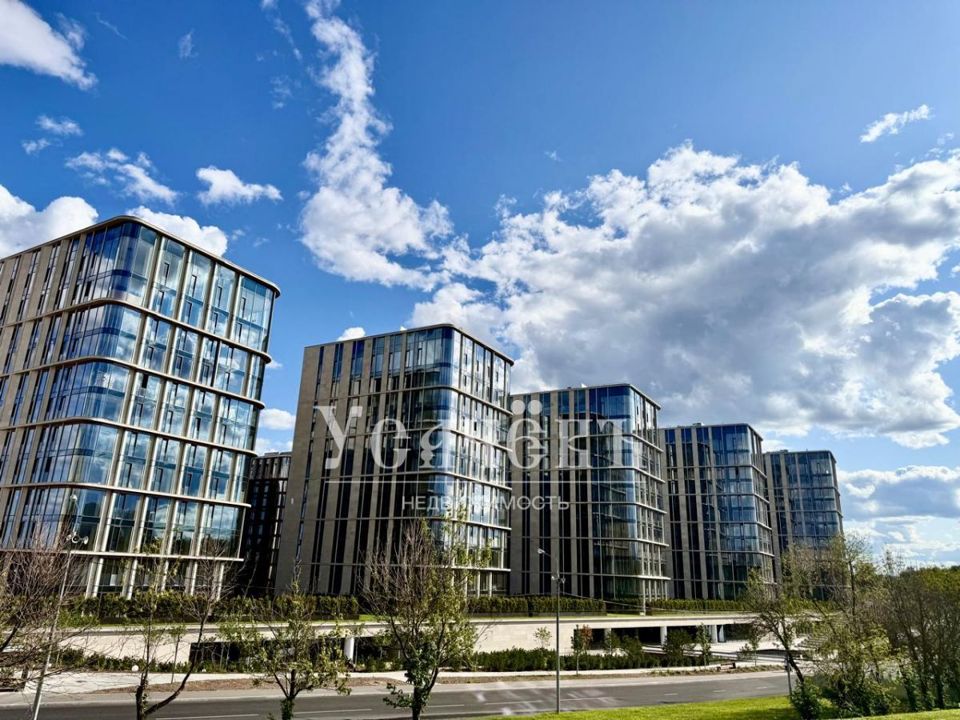 Продается 2-комнатная квартира, площадью 65.00 кв.м. Москва, улица Братьев Фонченко