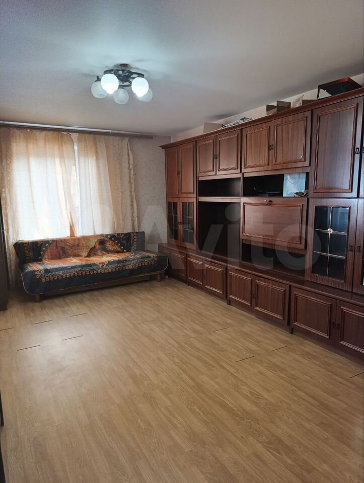 Продается 1-комнатная квартира, площадью 39.00 кв.м. Московская область, Раменский район, город Раменское, улица Десантная, дом 50