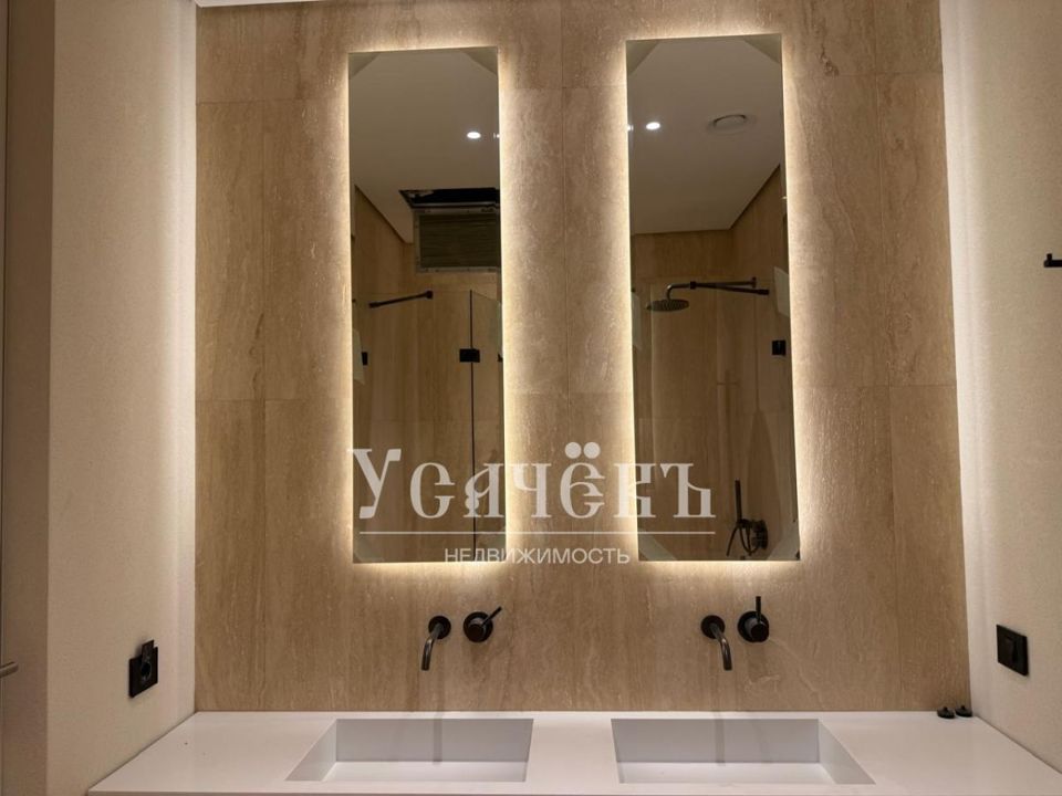 Продается 2-комнатная квартира, площадью 65.00 кв.м. Москва, улица Братьев Фонченко