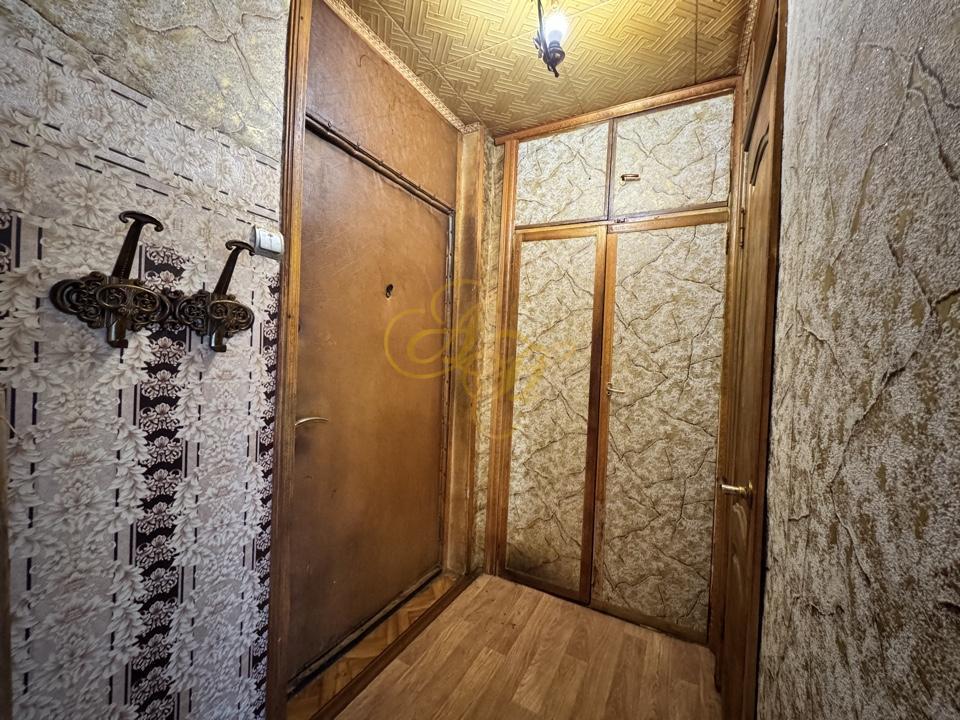 Продается 1-комнатная квартира, площадью 27.60 кв.м. Московская область, Клин городской округ, поселок Нарынка, улица Королева, дом 8