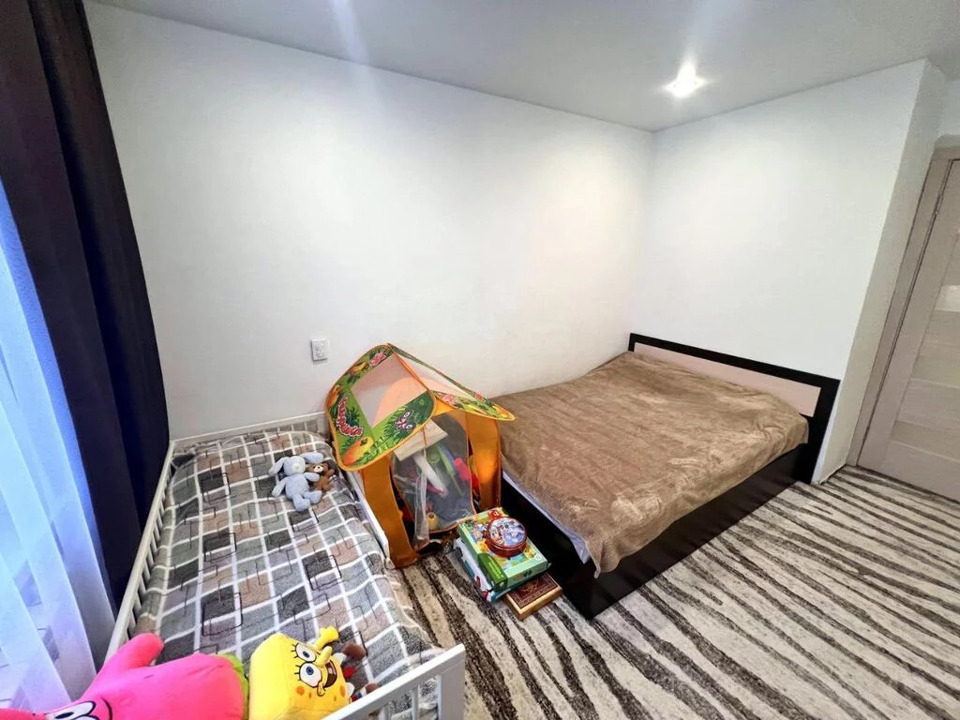 Продается 2-комнатная квартира, площадью 56.00 кв.м. Московская область, Волоколамский район, деревня Рахманово, дом 2А