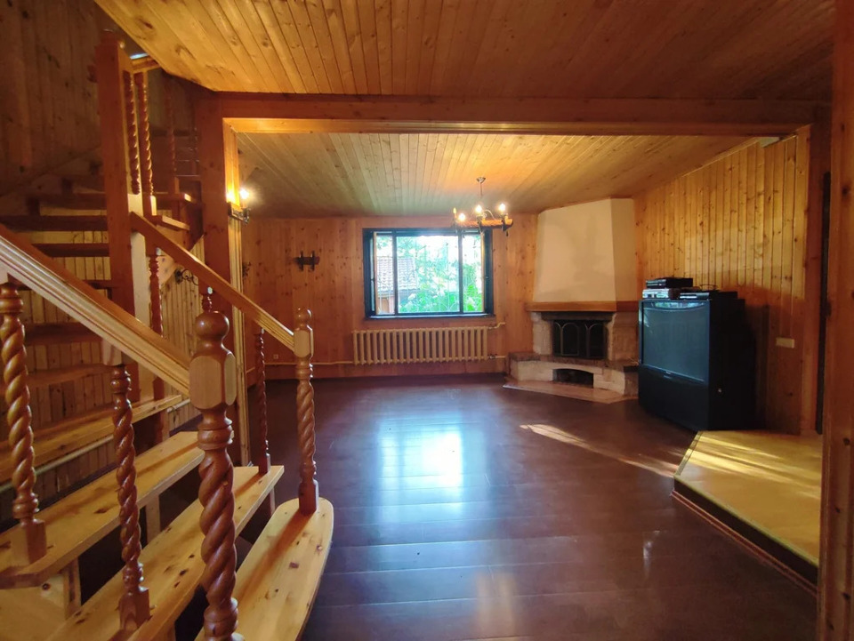 Продается дом, площадью 174.00 кв.м. Московская область, Наро-Фоминский городской округ, город Апрелевка, улица Республиканская, дом 28