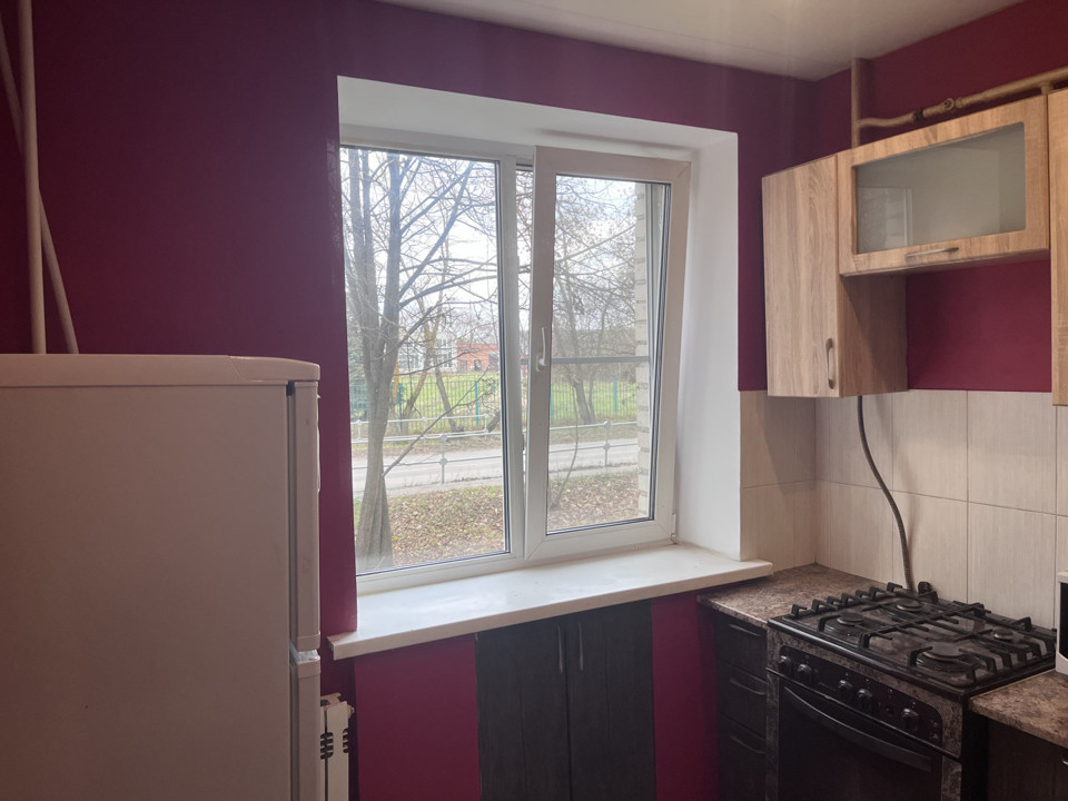 Продается 3-комнатная квартира, площадью 51.00 кв.м. Московская область, Серпухов городской округ, поселок Большевик, улица Ленина, дом 50