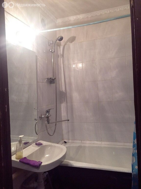 Продается 1-комнатная квартира, площадью 40.00 кв.м. Москва, улица Челябинская, дом 24к1