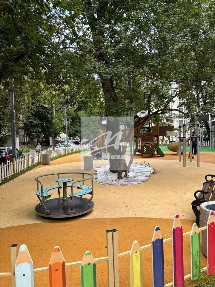 Продается 1-комнатная квартира, площадью 30.00 кв.м. Москва, Кутузовский проспект, дом 9к1