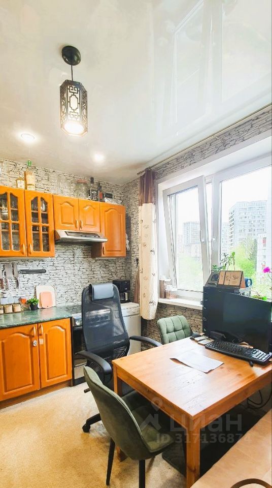 Продается 1-комнатная квартира, площадью 36.80 кв.м. Москва, улица Ярцевская, дом 27к7