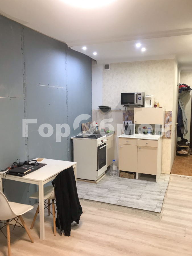 Продается 1-комнатная квартира, площадью 28.30 кв.м. Московская область, Одинцовский район, село Немчиновка, проезд Рублевский, дом 20А