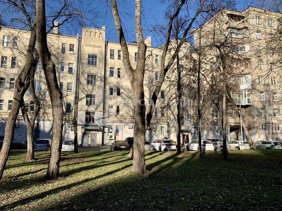 Продается 3-комнатная квартира, площадью 80.30 кв.м. Москва, улица Орджоникидзе, дом 9к1