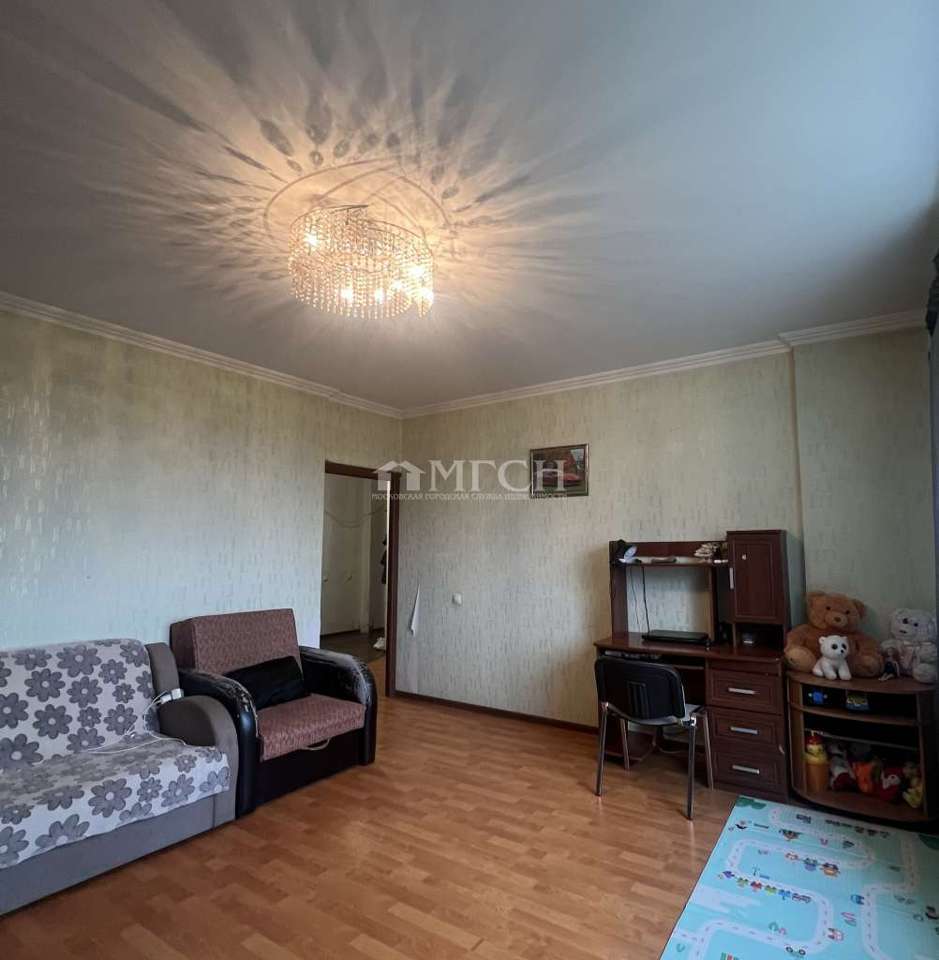 Продается 2-комнатная квартира, площадью 61.40 кв.м. Московская область, Лосино-Петровский городской округ, поселок Свердловский, улица Михаила Марченко, дом 4