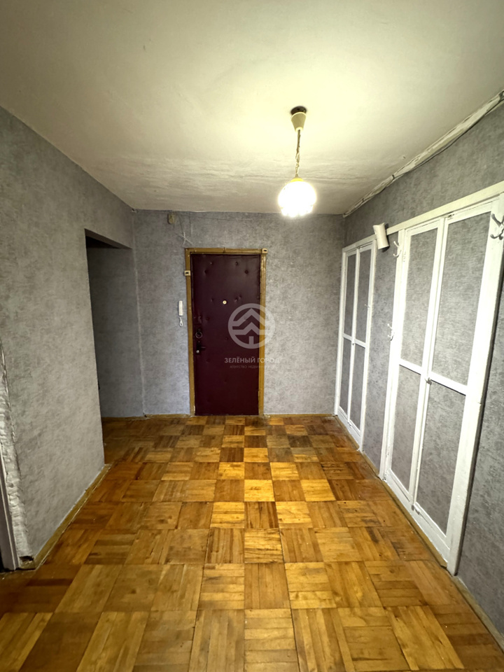 Продается 2-комнатная квартира, площадью 54.60 кв.м. Московская область, Клин городской округ, село Петровское, улица Центральная, дом 24