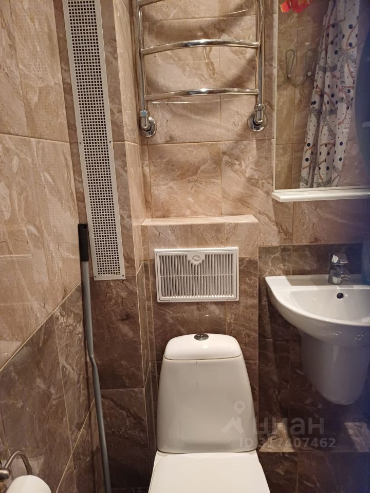 Продается 2-комнатная квартира, площадью 37.00 кв.м. Москва, улица Космонавтов, дом 16