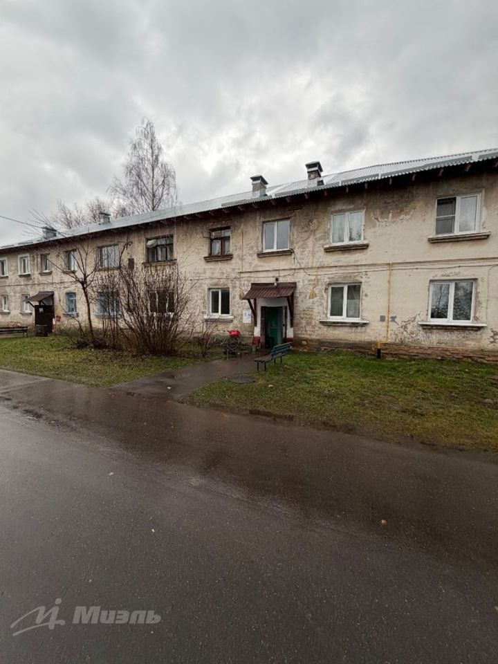 Продается 1-комнатная квартира, площадью 32.30 кв.м. Московская область, Орехово-Зуево городской округ, поселок Верея, улица Свободы, дом 1