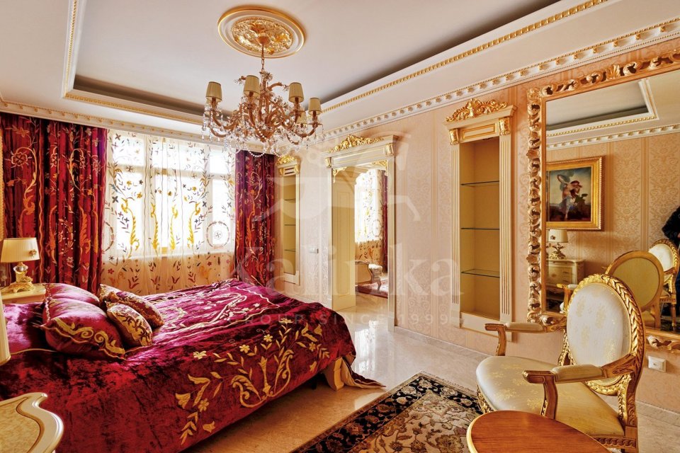 Продается 3-комнатная квартира, площадью 186.00 кв.м. Москва, Ломоносовский проспект, дом 25к5