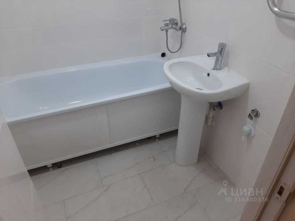 Продается 1-комнатная квартира, площадью 42.40 кв.м. Москва, улица Парковая, дом 33