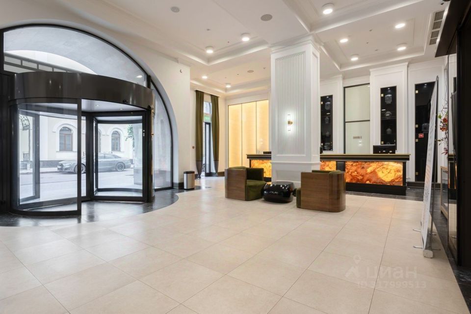 Продается 1-комнатная квартира, площадью 55.20 кв.м. Москва, набережная Софийская, дом 34