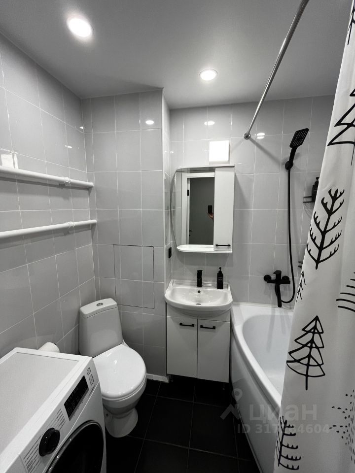 Продается 1-комнатная квартира, площадью 37.70 кв.м. Москва, проезд Керамический, дом 49к2