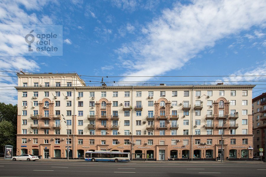 Продается 3-комнатная квартира, площадью 98.00 кв.м. Москва, Ленинский проспект, дом 35