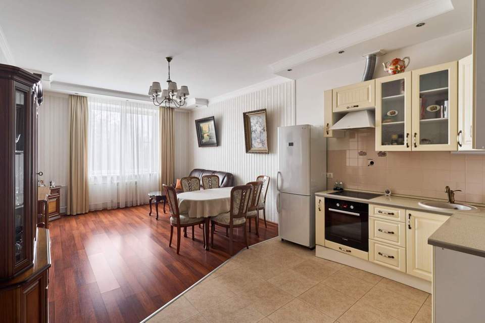 Продается 2-комнатная квартира, площадью 60.50 кв.м. Москва, улица Гарибальди