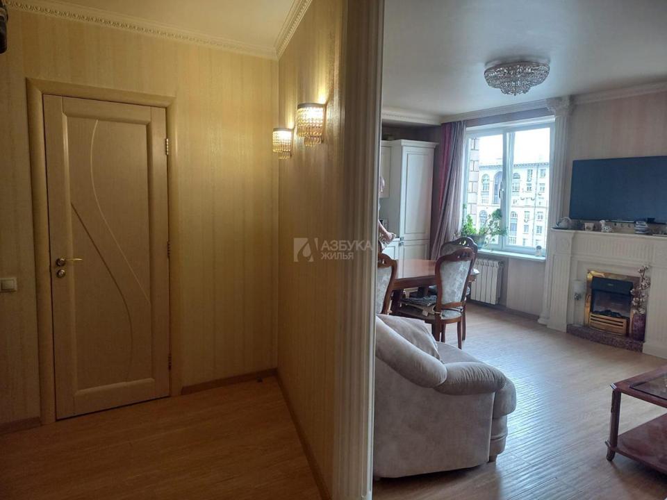 Продается 2-комнатная квартира, площадью 54.20 кв.м. Москва, Ленинский проспект